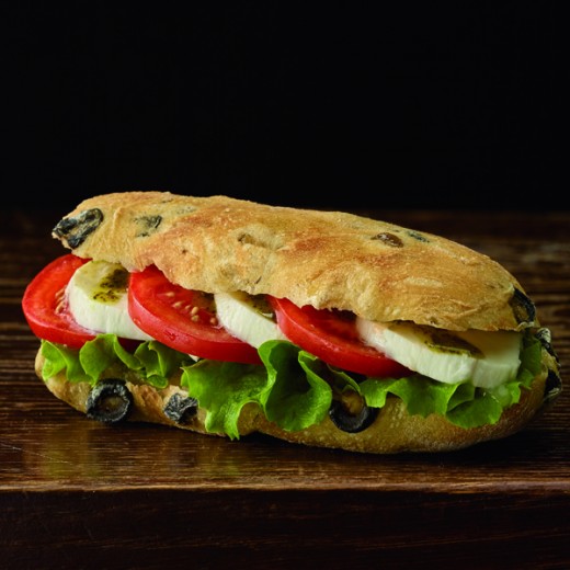 Le sandwich tomate mozzarella - | PAUL